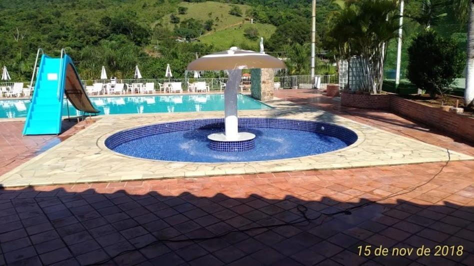 Flat Cavalinho Branco Com Piscina Aquecida 11M - 5 Min Da Praca Aparthotel Aguas de Lindoia Luaran gambar